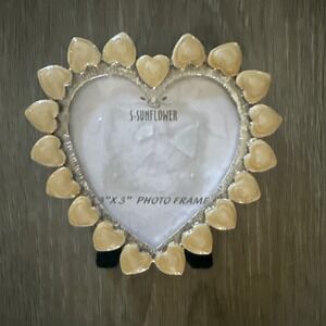 S Sunflower Enamel 3" X 3" Photo Frame Heart Shaped Frame Little Hearts Border‎